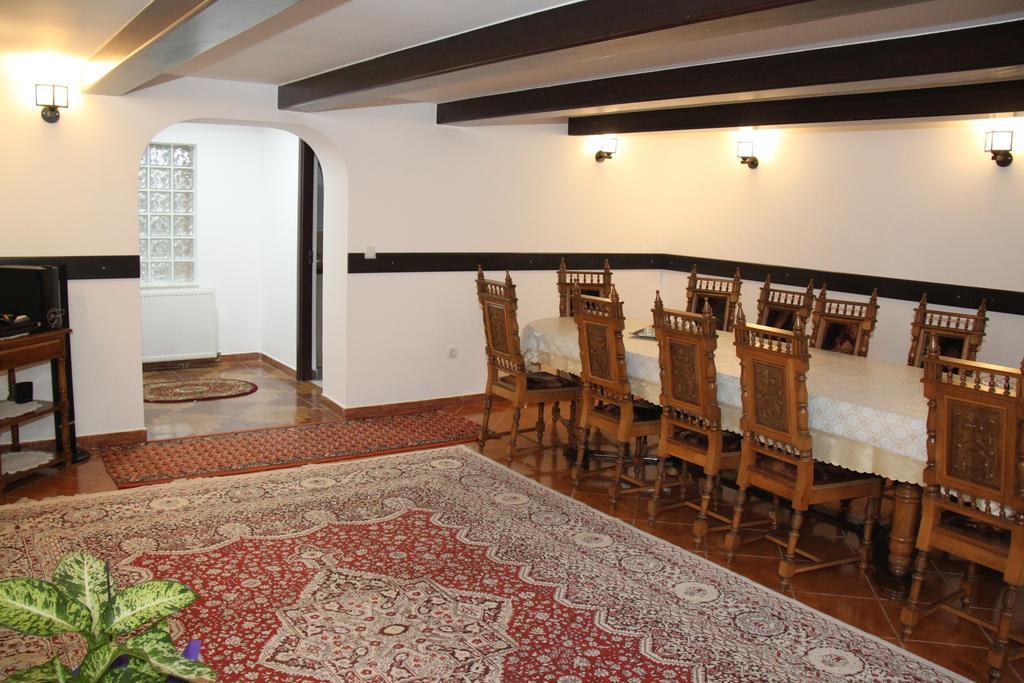 Pensiunea Casa Cristina Câmpulung Moldovenesc Εξωτερικό φωτογραφία